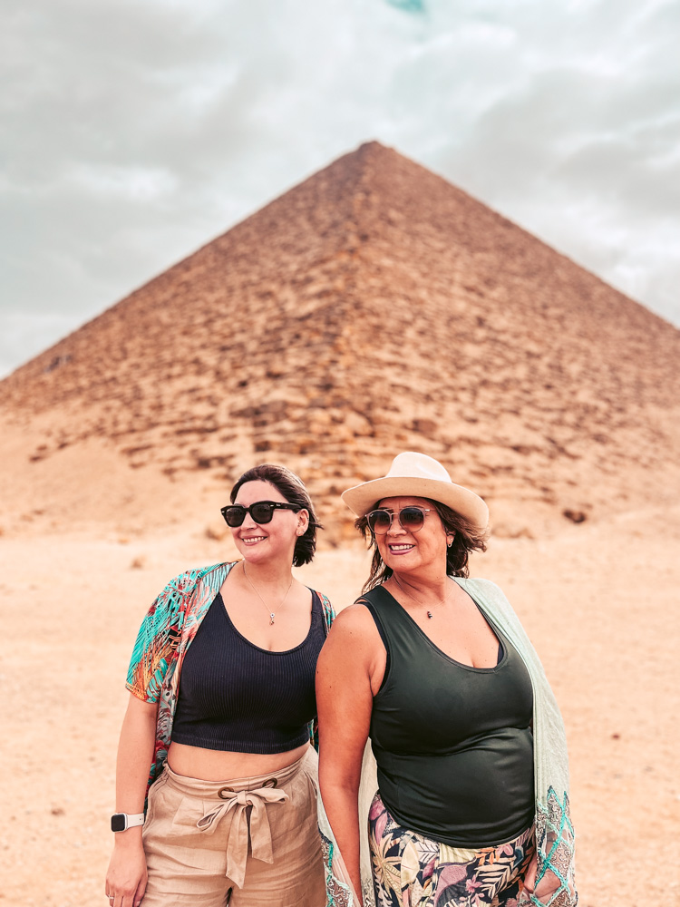 viajeras BALIBUTA en pirámides secretas de Egipto